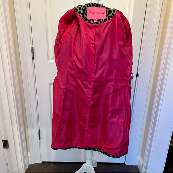 NEW BETSEY JOHNSON ANIMAL PRINT COAT - Picture 8 of 13